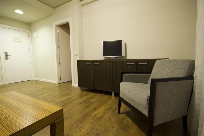 Hotel Y Apartamentos Snoe อีซาบา ภายนอก รูปภาพ