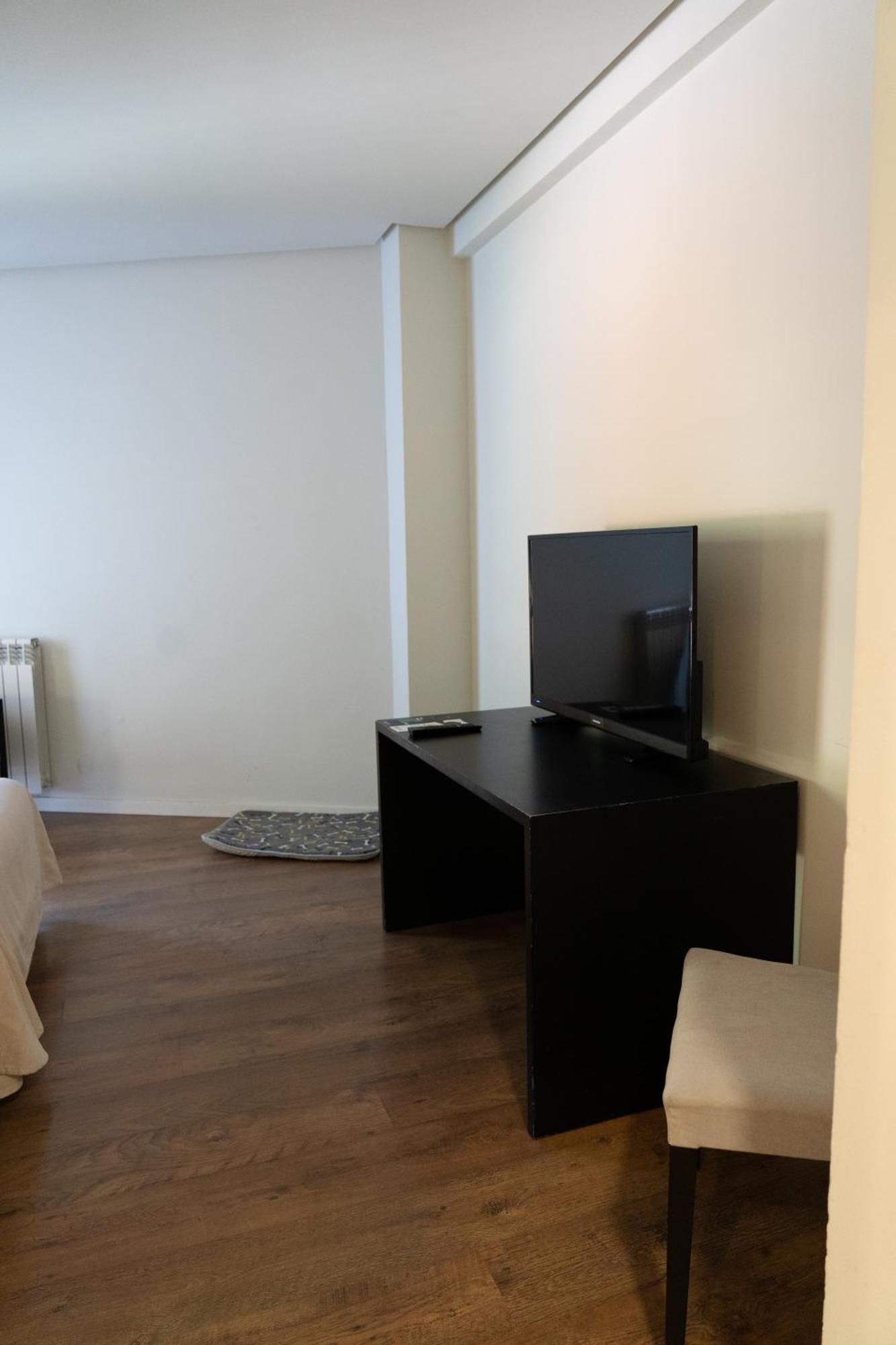 Hotel Y Apartamentos Snoe อีซาบา ภายนอก รูปภาพ